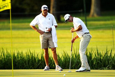 El PGA TOUR admite la prohibición de golpes anclados