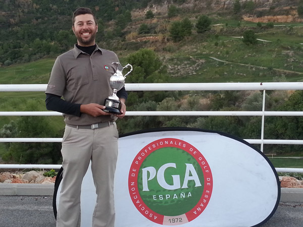 Pérez Cuartero gana el XXVI Campeonato PGA de España tras un disputado play-off