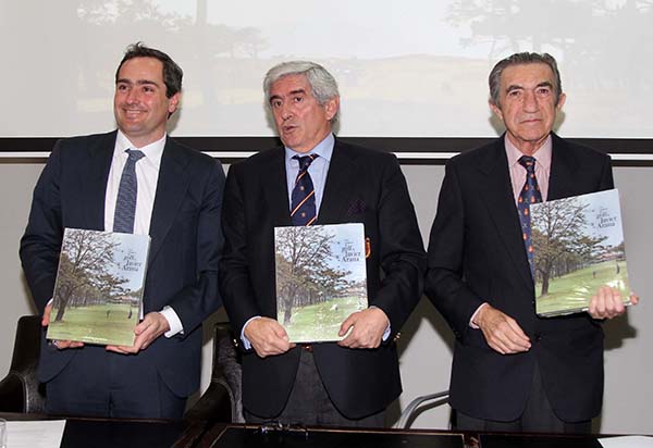 Se presenta el libro Los campos de golf de Javier Arana