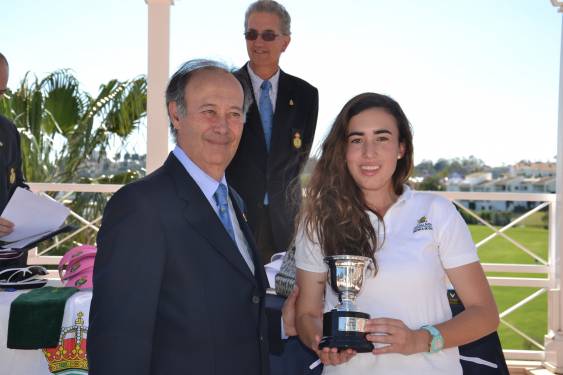 Patricia Márquez se proclama campeona de Andalucía de Pitch & Putt