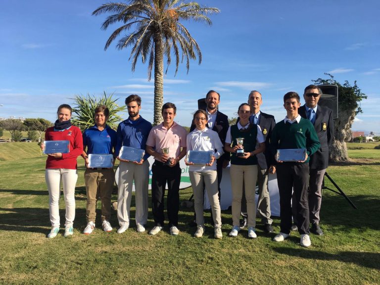 Emilio Hernández y Marta López triunfan en el Puntuable de Almería en Alborán Golf