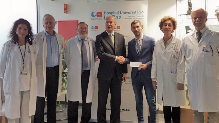 The Sergio García Foundation donates funds raised at the Andalucía Valderrama Masters to Hospital Universitario La Paz