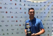 Gonzalo Vicente conquista el Fred. Olsen Alps de la Gomera en el play off a Julien Forest con un gran putt de siete metros El onubense firmó dos birdies al hoyo 17 y18 para forzar el play off con el jugador francés