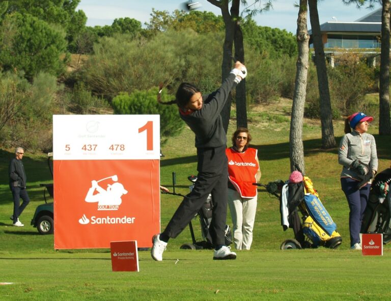 El Santander Golf Tour crece en 2020