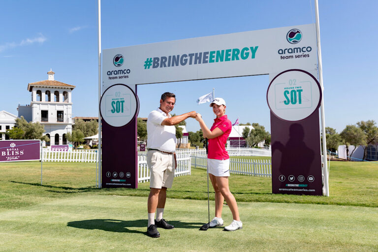 El Aramco Team Series apoya el golf femenino en España con una donación por cada eagle y birdie en Sotogrande