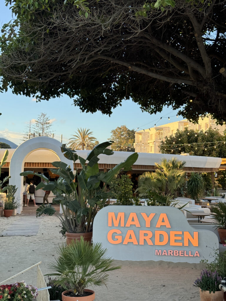 Entrada Maya Garden