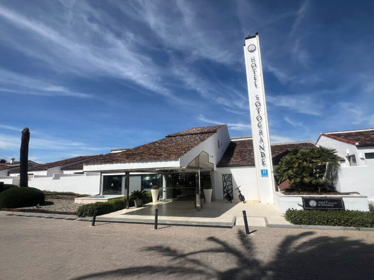 edificio Hotel Encinar de Sotogrande