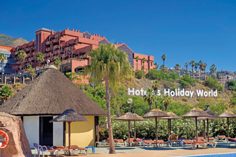 Holiday World Beach Club