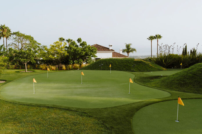 UNICESPED PUTTIN GREEN GOLF ADVENTURE (2) UNICESPED PUTTIN GREEN GOLF ADVENTURE (2)